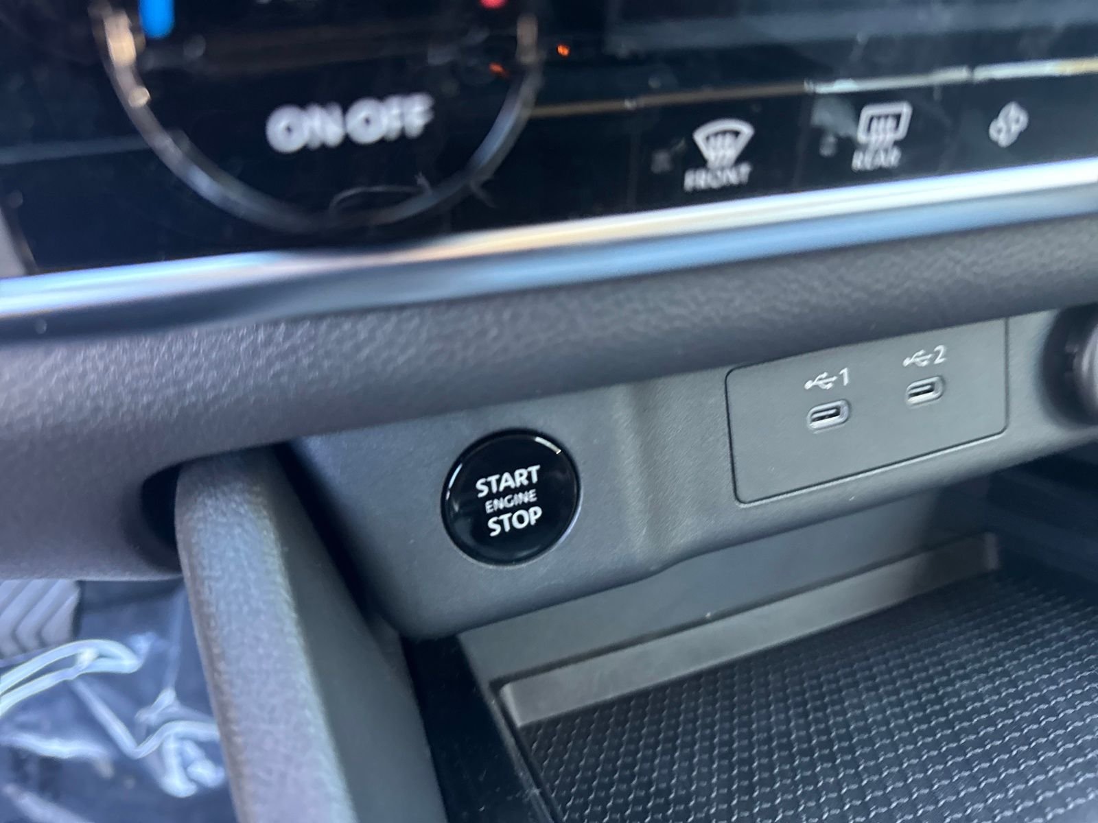 New 2026 Nissan Rogue SV 4D Sport Utility