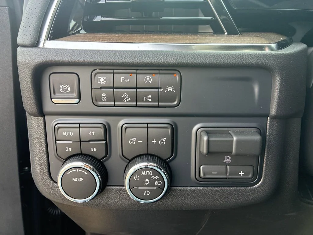 2026 Chevrolet Tahoe High Country - Photo 12