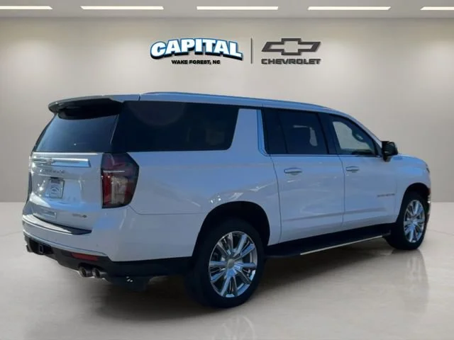 Used 2024 Summit White Chevrolet High Country image 5