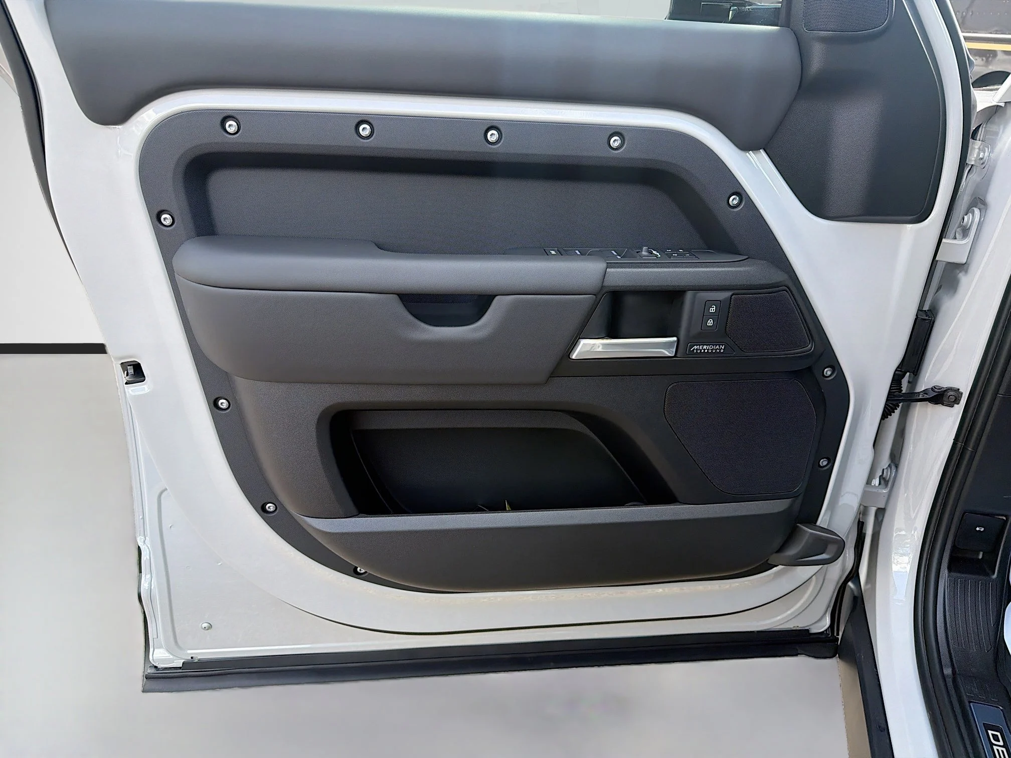 New 2026 Borasco Grey Metallic Land Rover X image 22