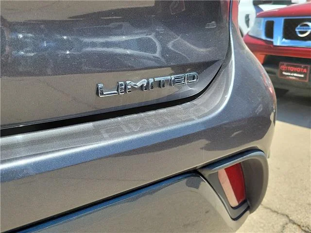 Used 2021 Magnetic Gray Metallic Toyota Limited Front-wheel Drive image 4