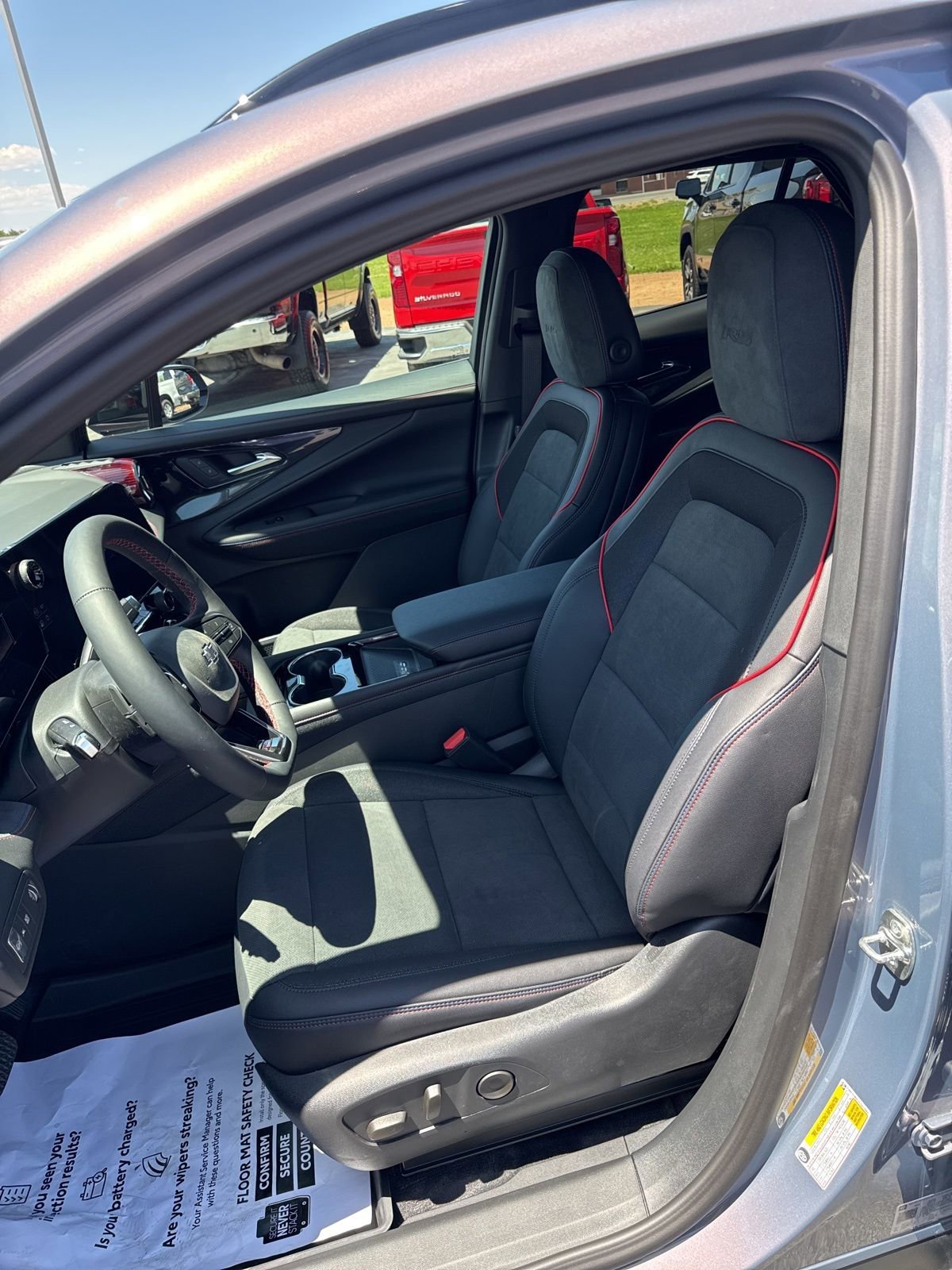 2025 Chevrolet Blazer EV RS - Photo 17