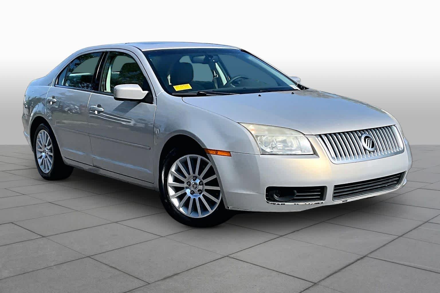 Used 2009 Tuxedo Black Metallic Mercury Premier image 2