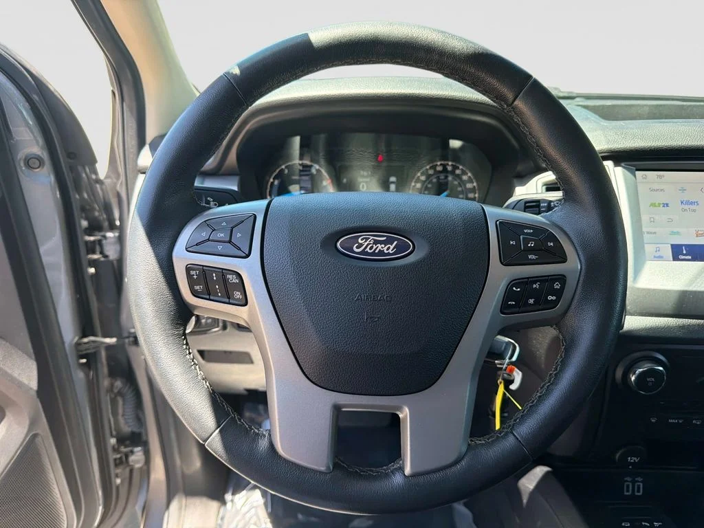 Used 2023 Carbonized Gray Metallic Ford XLT image 29