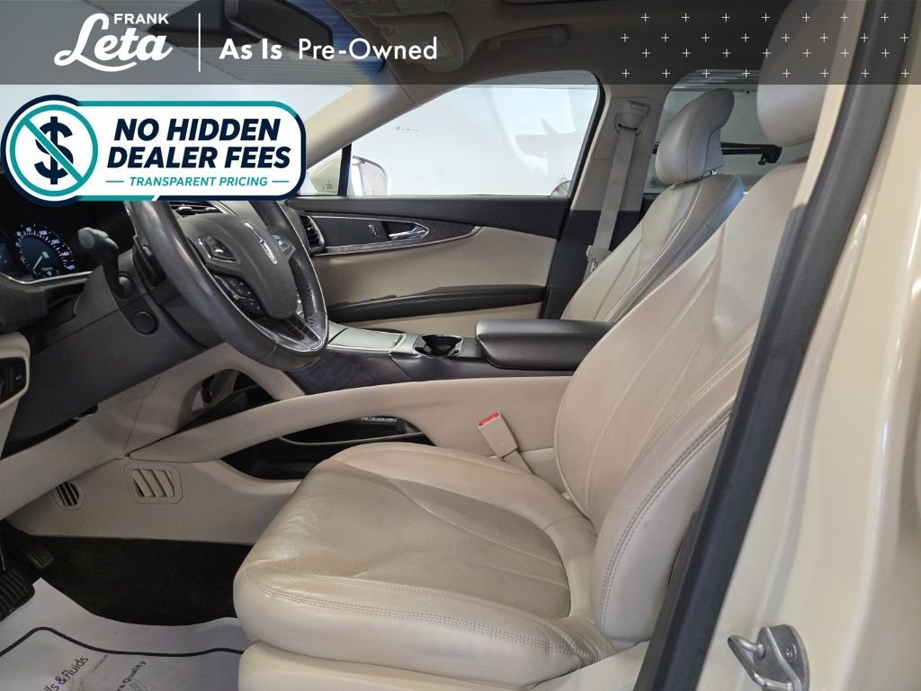 Used 2016 Platinum Dune Metallic Tri-Coat Lincoln  image 15
