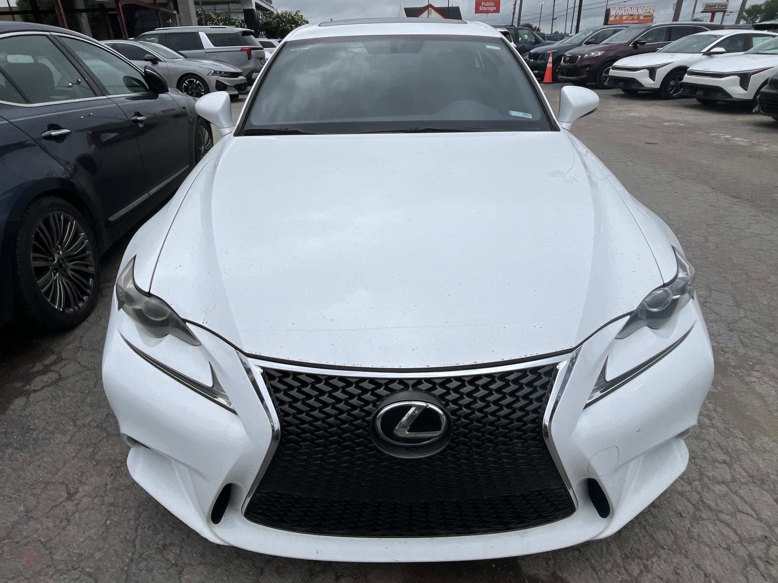 Used 2016 White Pearl Lexus 200t image 2