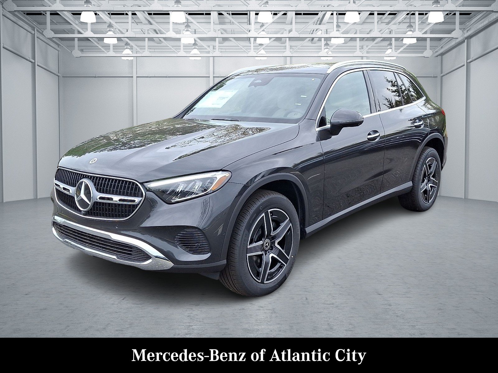 New 2026 Graphite Grey Metallic Mercedes-Benz GLC 300 image 2