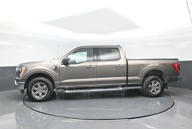 Certified Used 2022 Stone Gray Metallic Ford XLT image 4