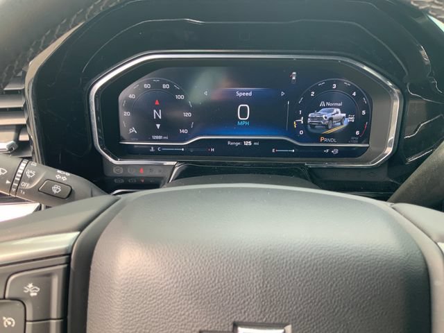 Used 2024 Summit White Chevrolet LT image 16
