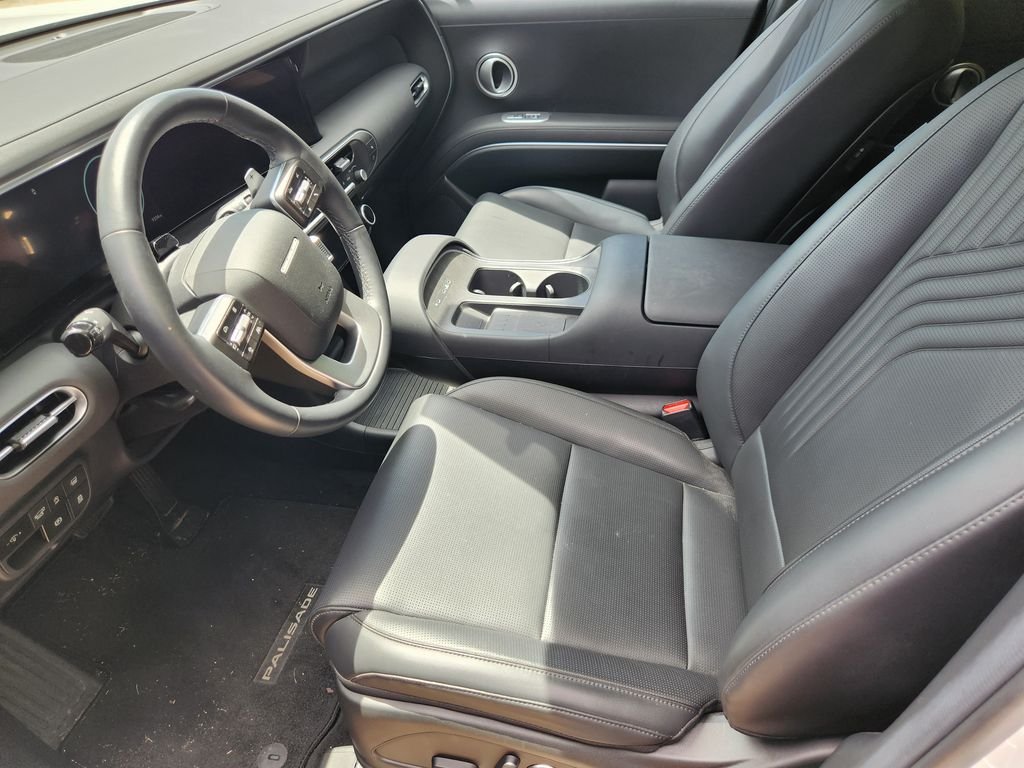 Used 2026 Creamy White Pearl Hyundai SEL 7P image 10