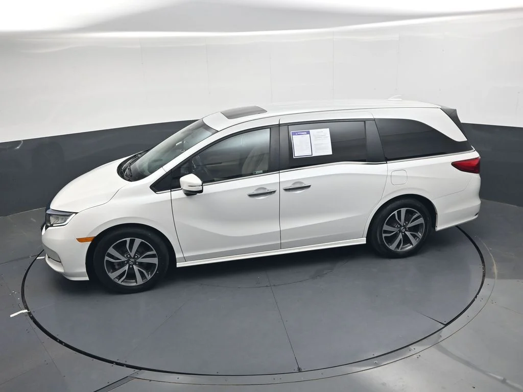 Used 2023  Honda Touring image 31