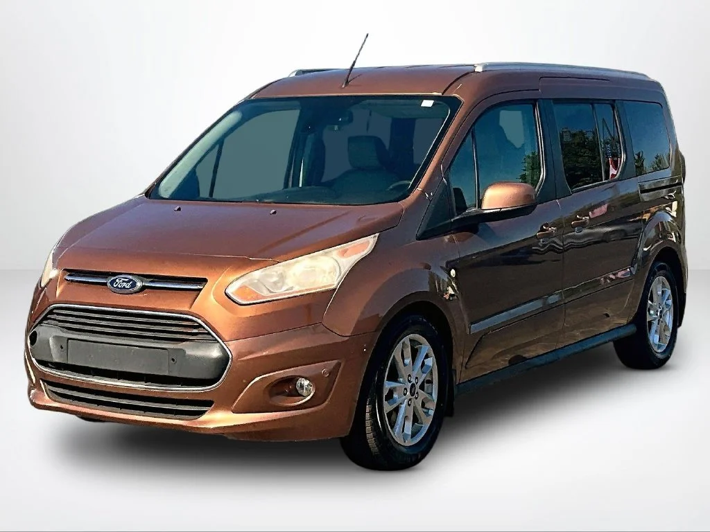 Used 2014  Ford Titanium image 34