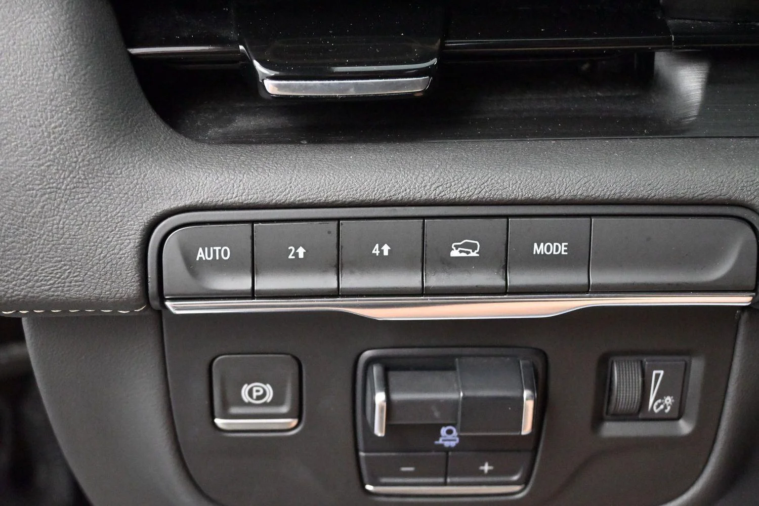 Used 2023 Black Raven Cadillac Sport image 29
