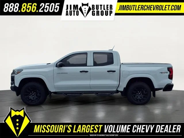 Used 2026 Summit White Chevrolet WT image 18