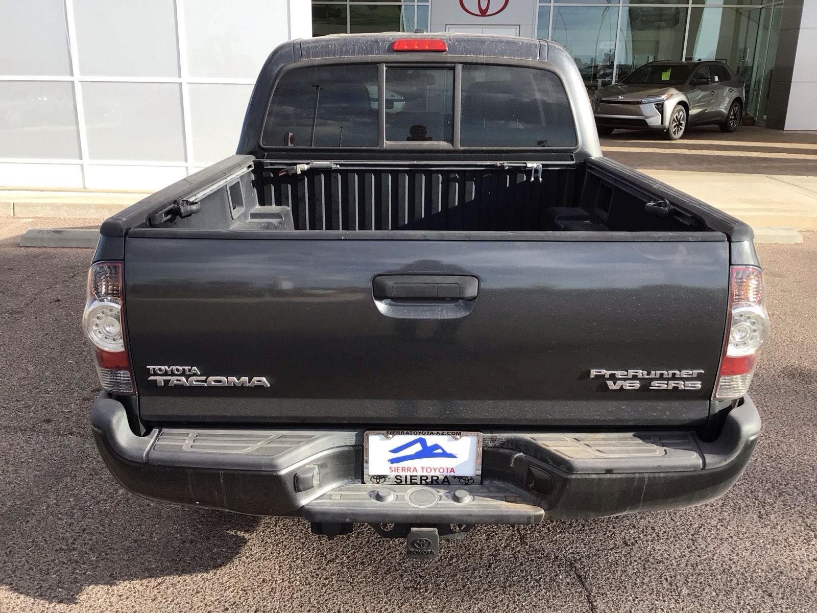 Used 2009 Magnetic Gray Metallic Toyota PreRunner image 5