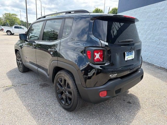 Used 2018 Black Jeep Altitude image 3