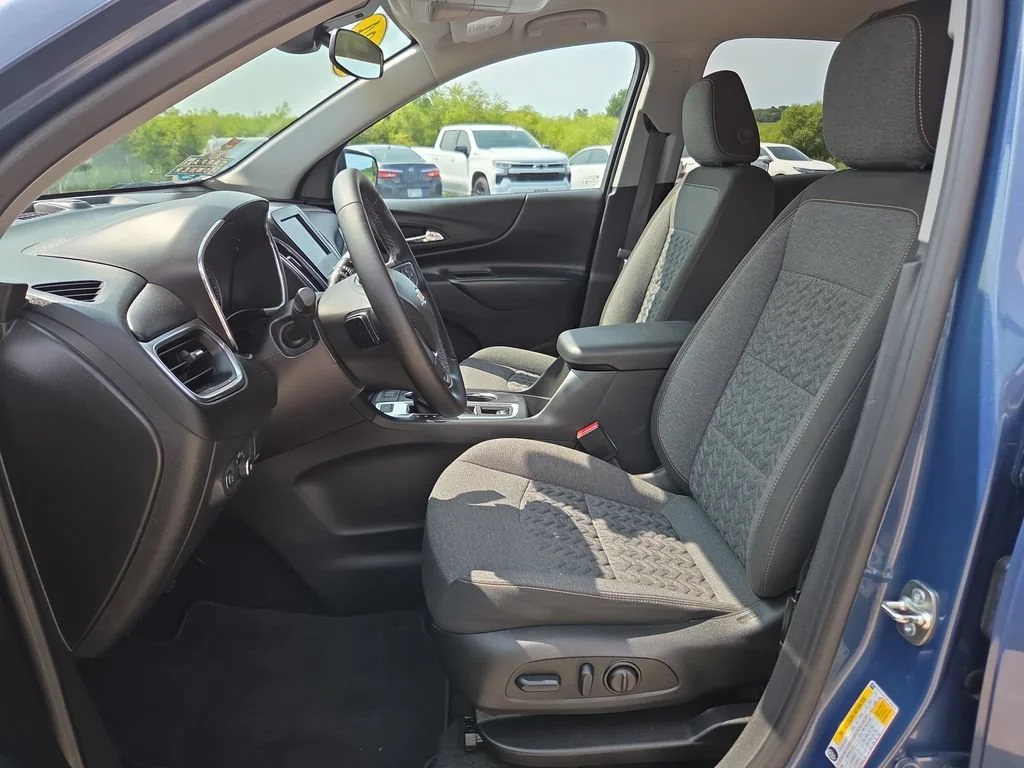 2024 Chevrolet Equinox LT - Photo 26