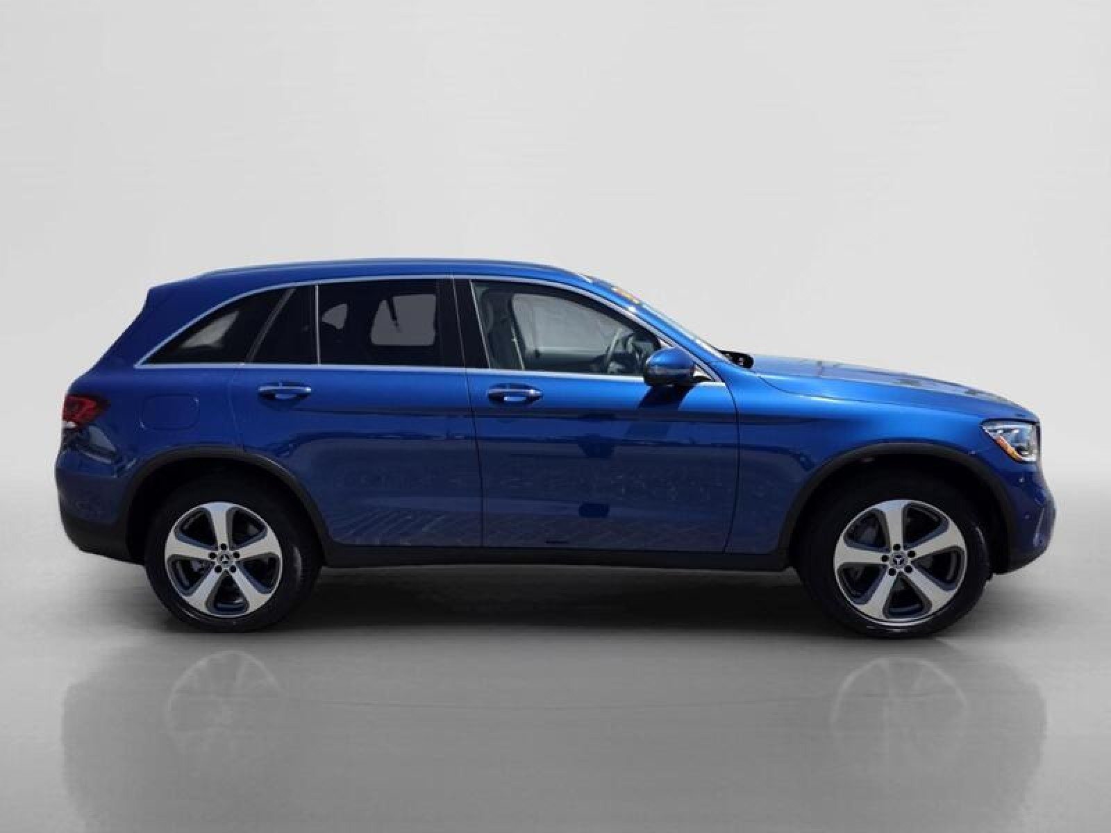 Certified Used 2022 Starling Blue Metallic Mercedes-Benz GLC 300 image 6