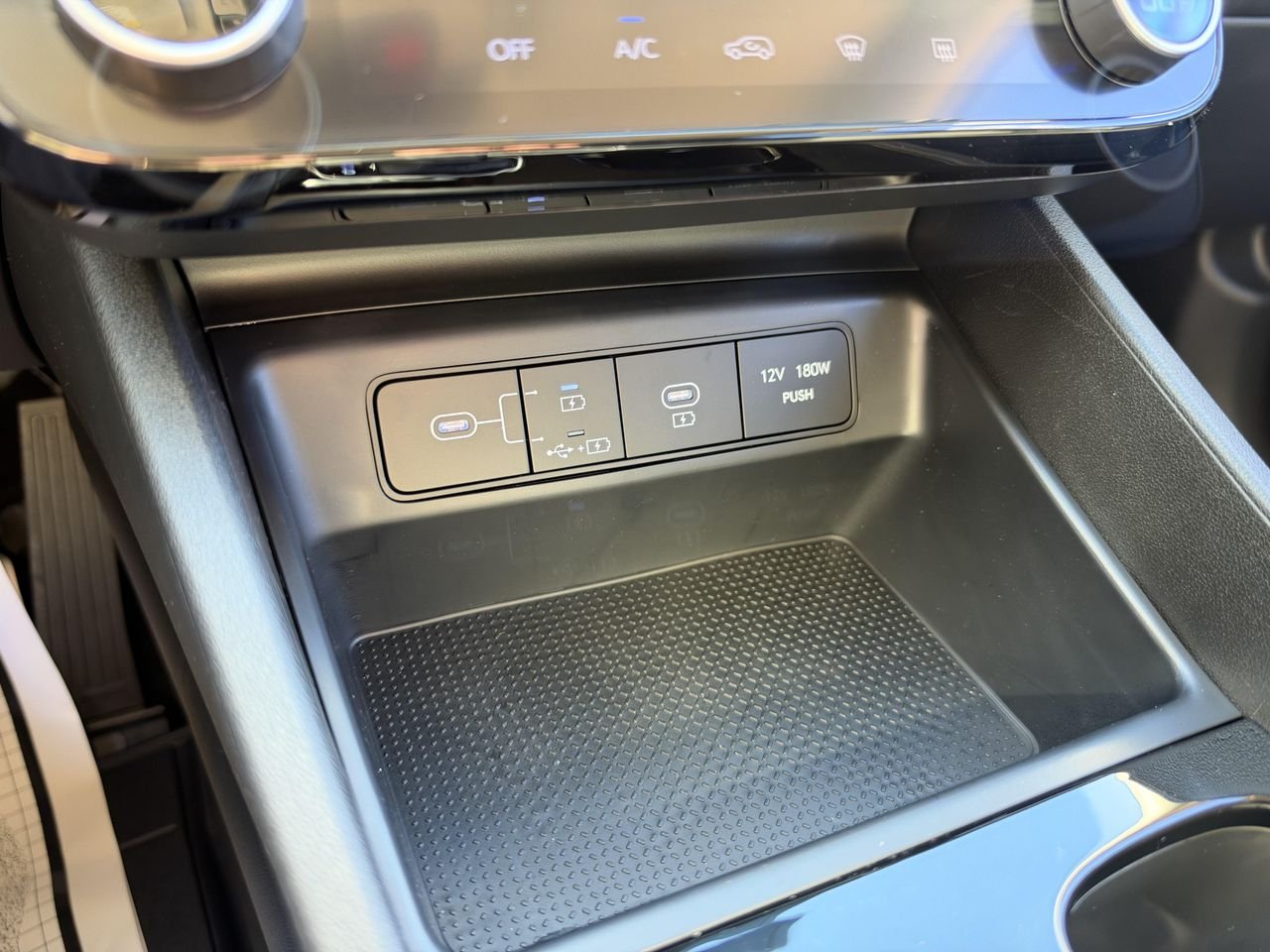 New 2026 White Pearl Hyundai SEL AWD image 40