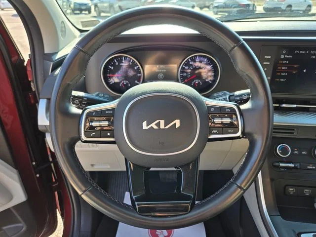 Used 2024 Red Kia LX image 32