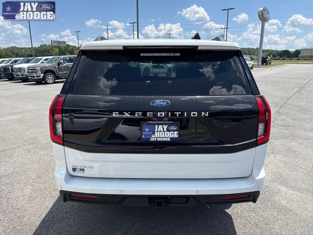 New 2026 Oxford White Ford Active image 6