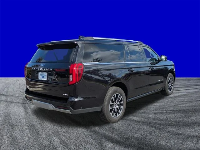 Certified Used 2025 Black Metallic Ford Platinum image 4