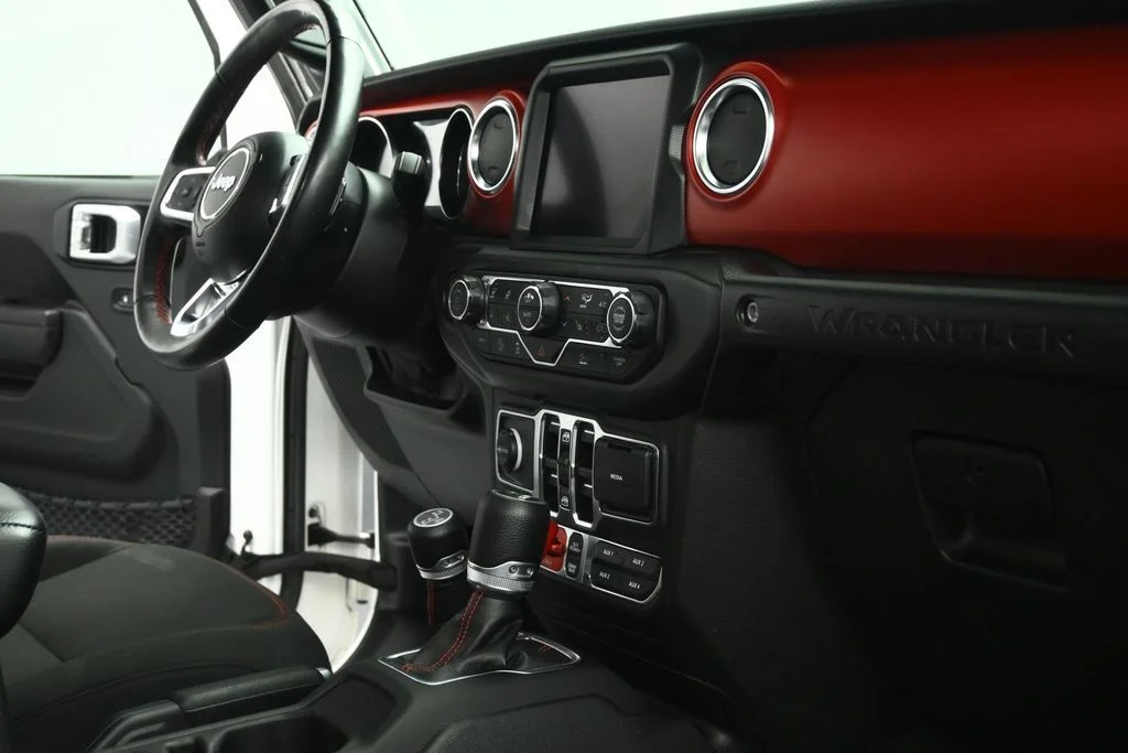 Used 2023 White Jeep Rubicon image 59