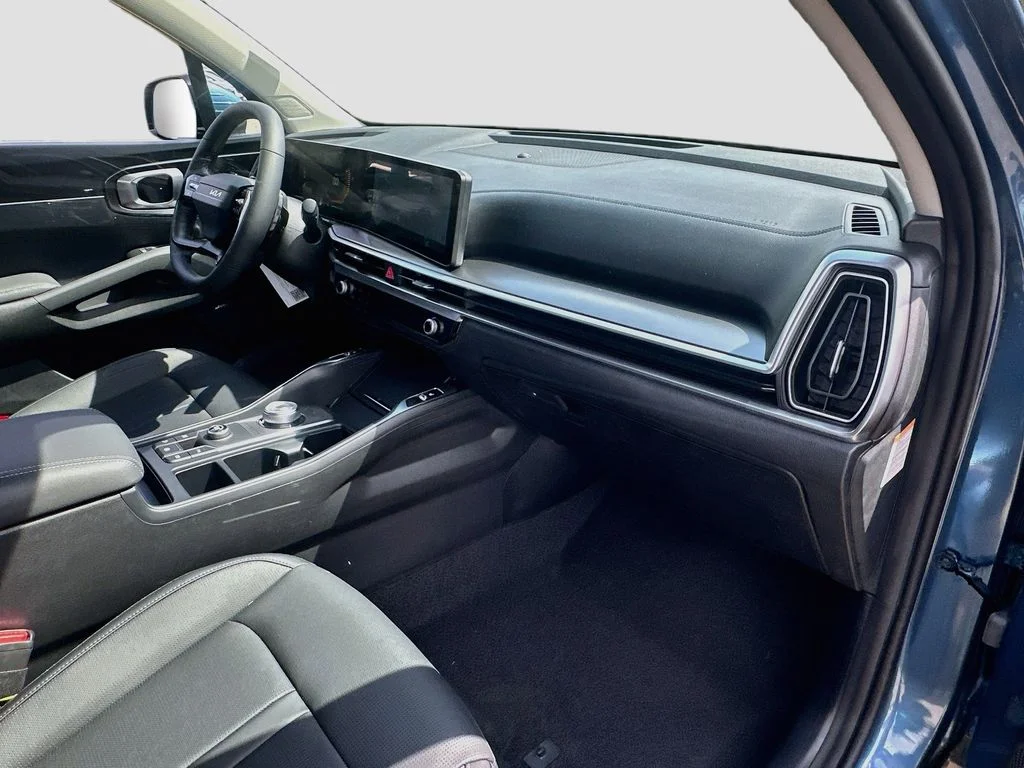 New 2026 Mineral Blue Kia EX image 31