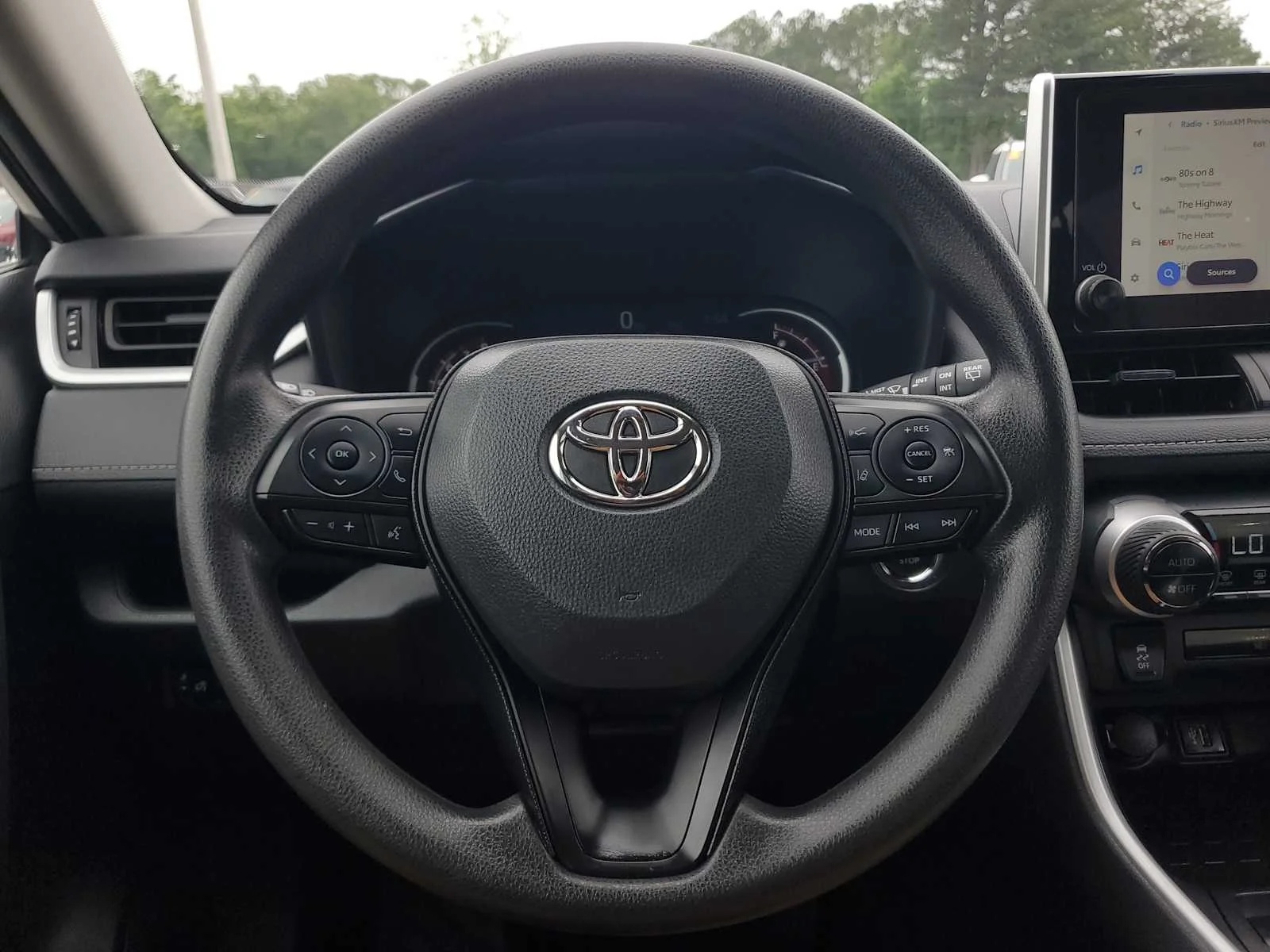 Used 2024 Silver Sky Metallic Toyota XLE image 19