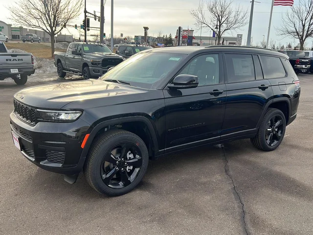 2025 Jeep Grand Cherokee L Altitude