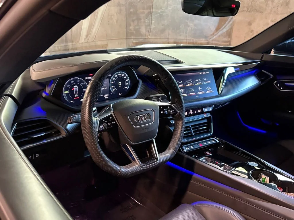 Used 2023 Daytona Gray Pearl Effect Audi Prestige image 4