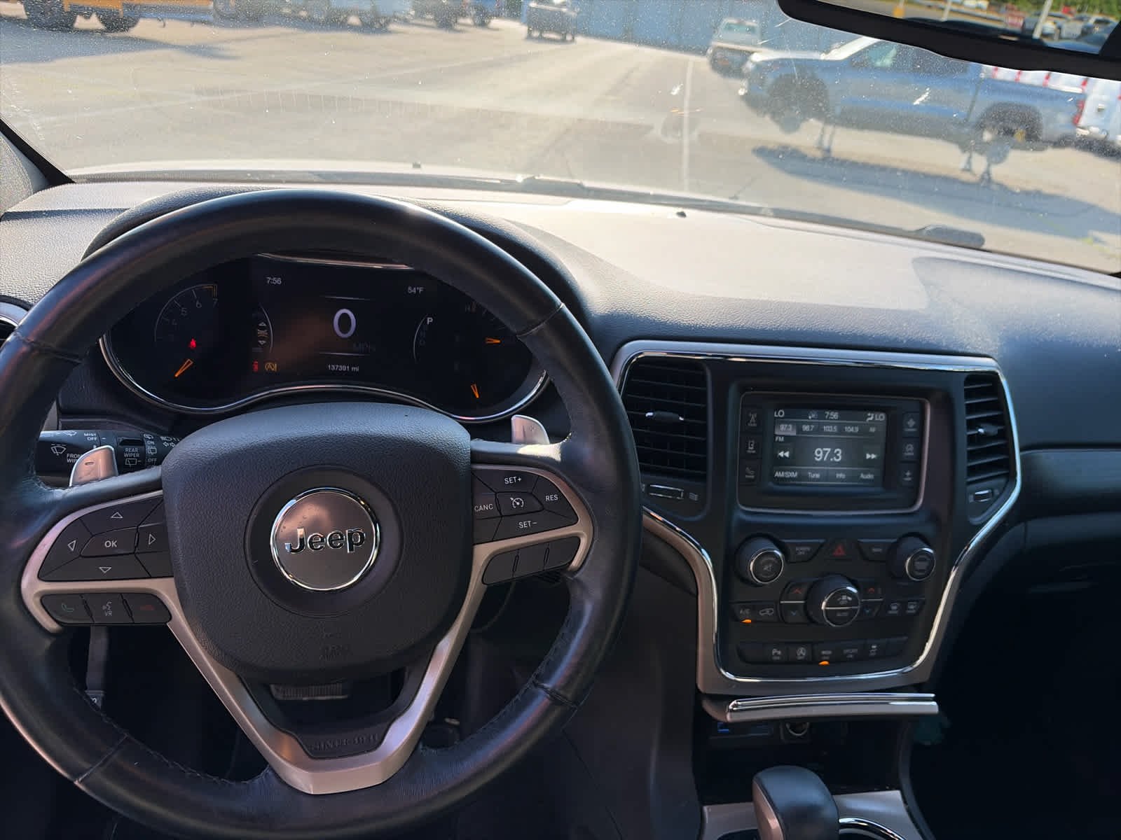 Used 2016 Silver Jeep Laredo image 6
