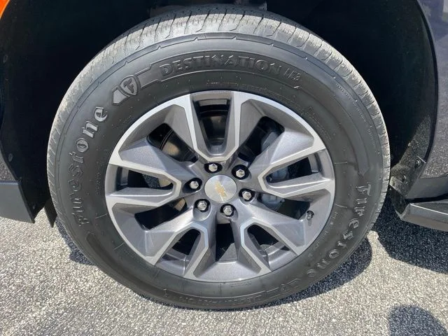 Used 2022 Gray Chevrolet LT image 12