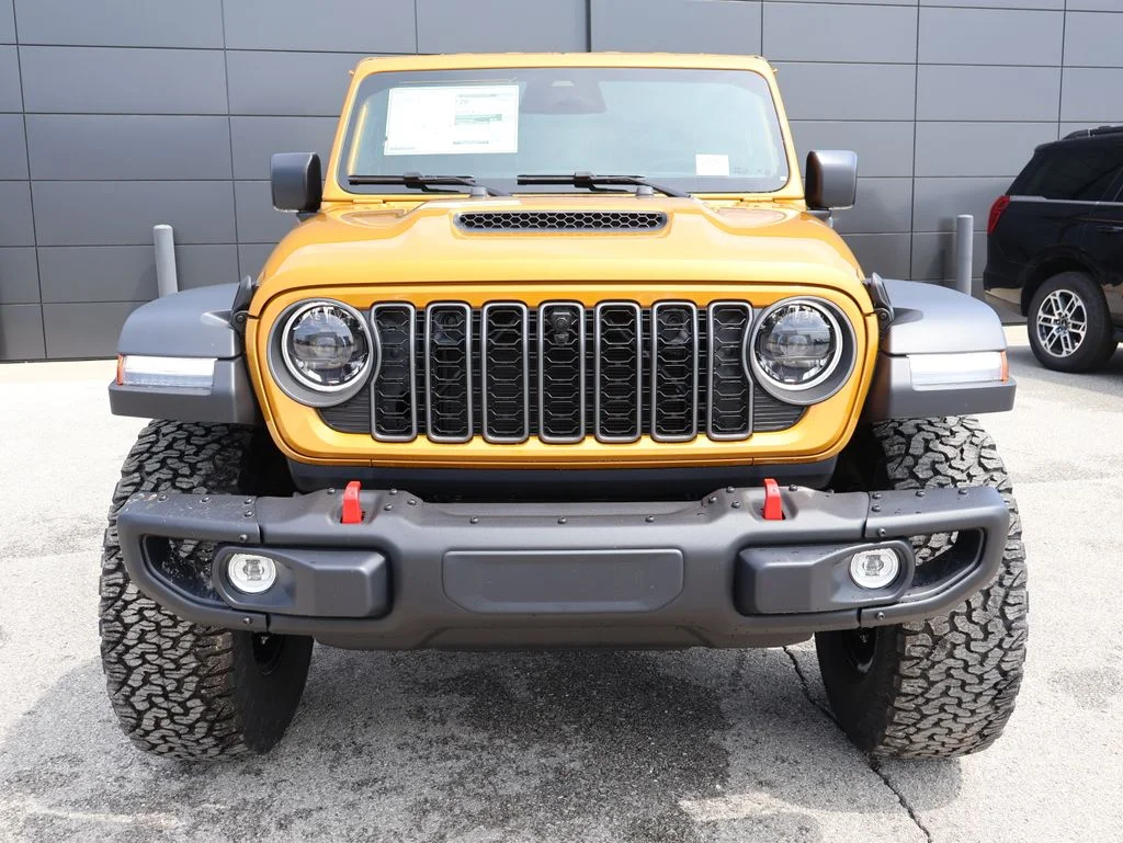 New 2026 Goldilocks Exterior Paint Jeep Rubicon image 7