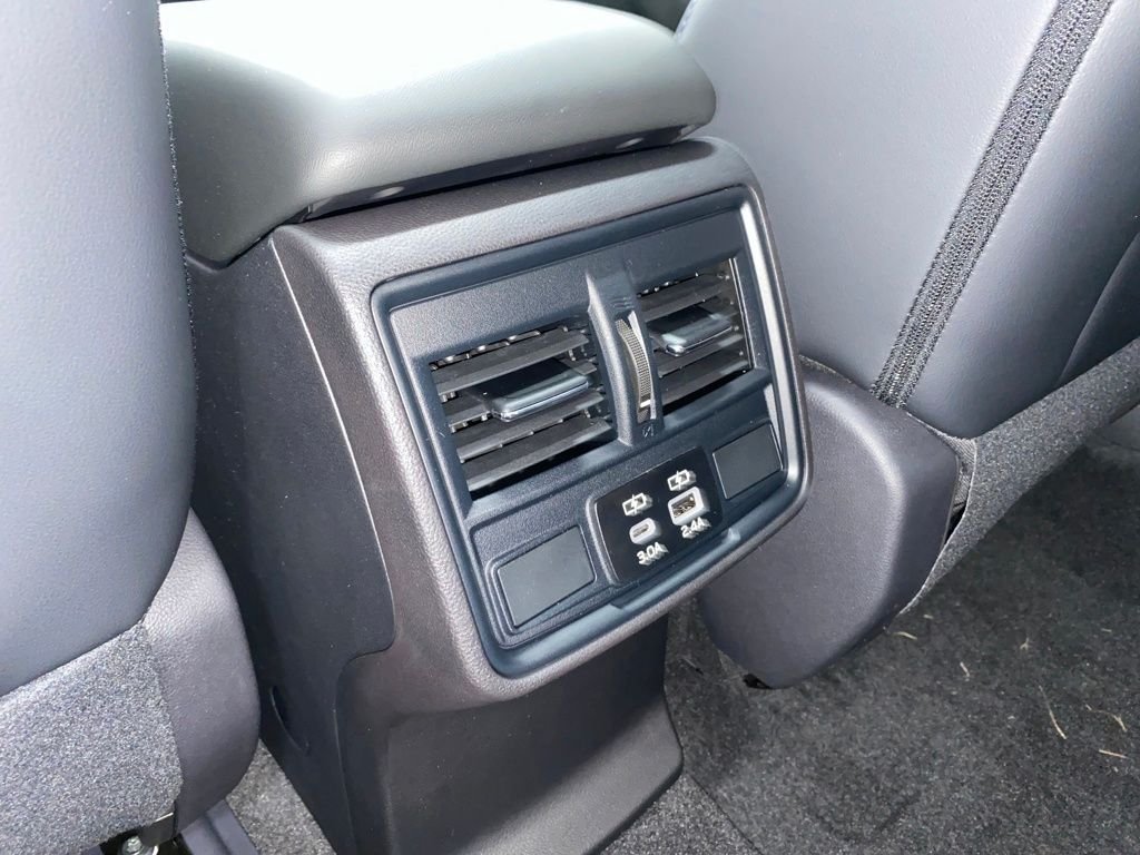 2026 Subaru Forester Premium - Photo 30