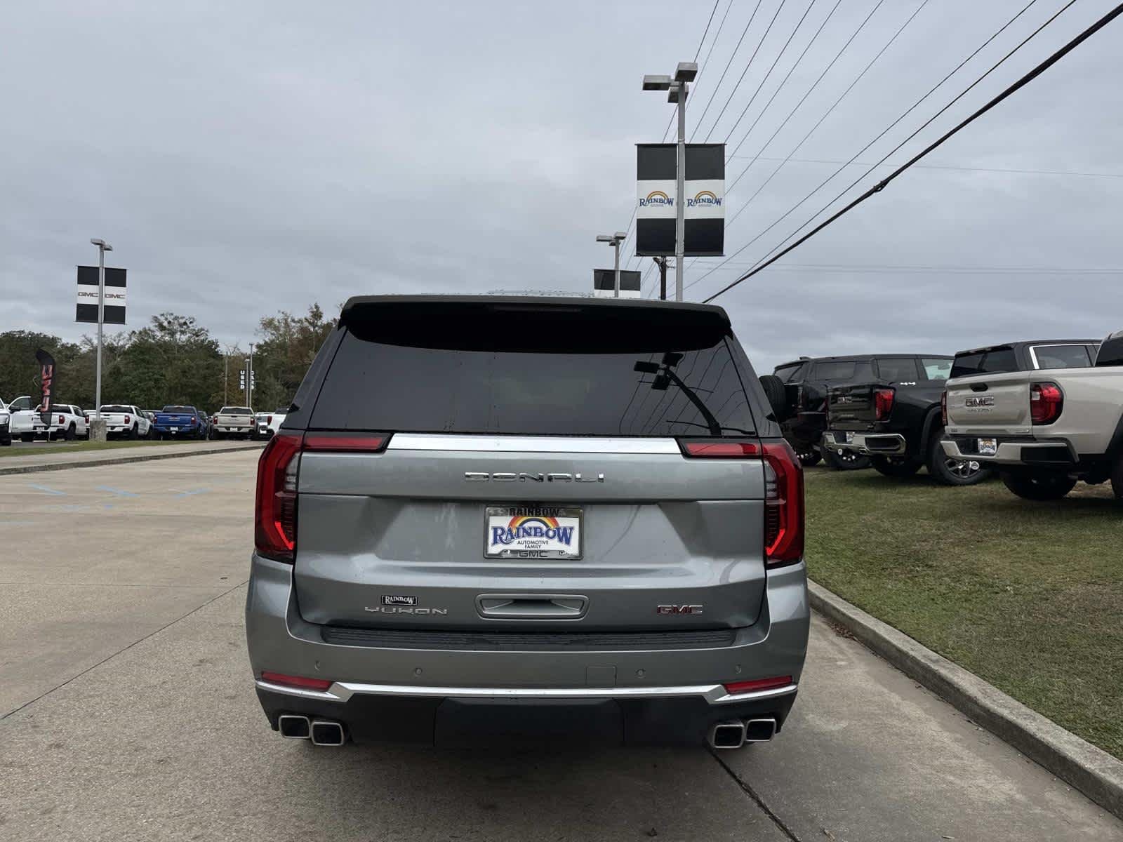 2026 GMC Yukon XL Denali - Photo 6