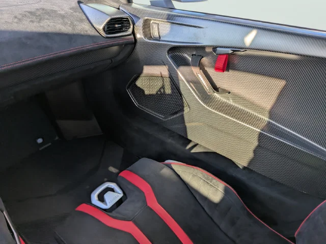 Used 2023 Black Lamborghini Base image 15