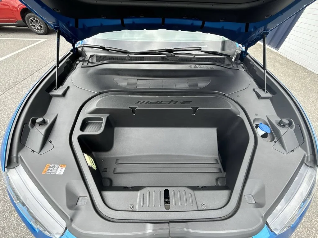 Used 2025 Blue Ford Select image 17
