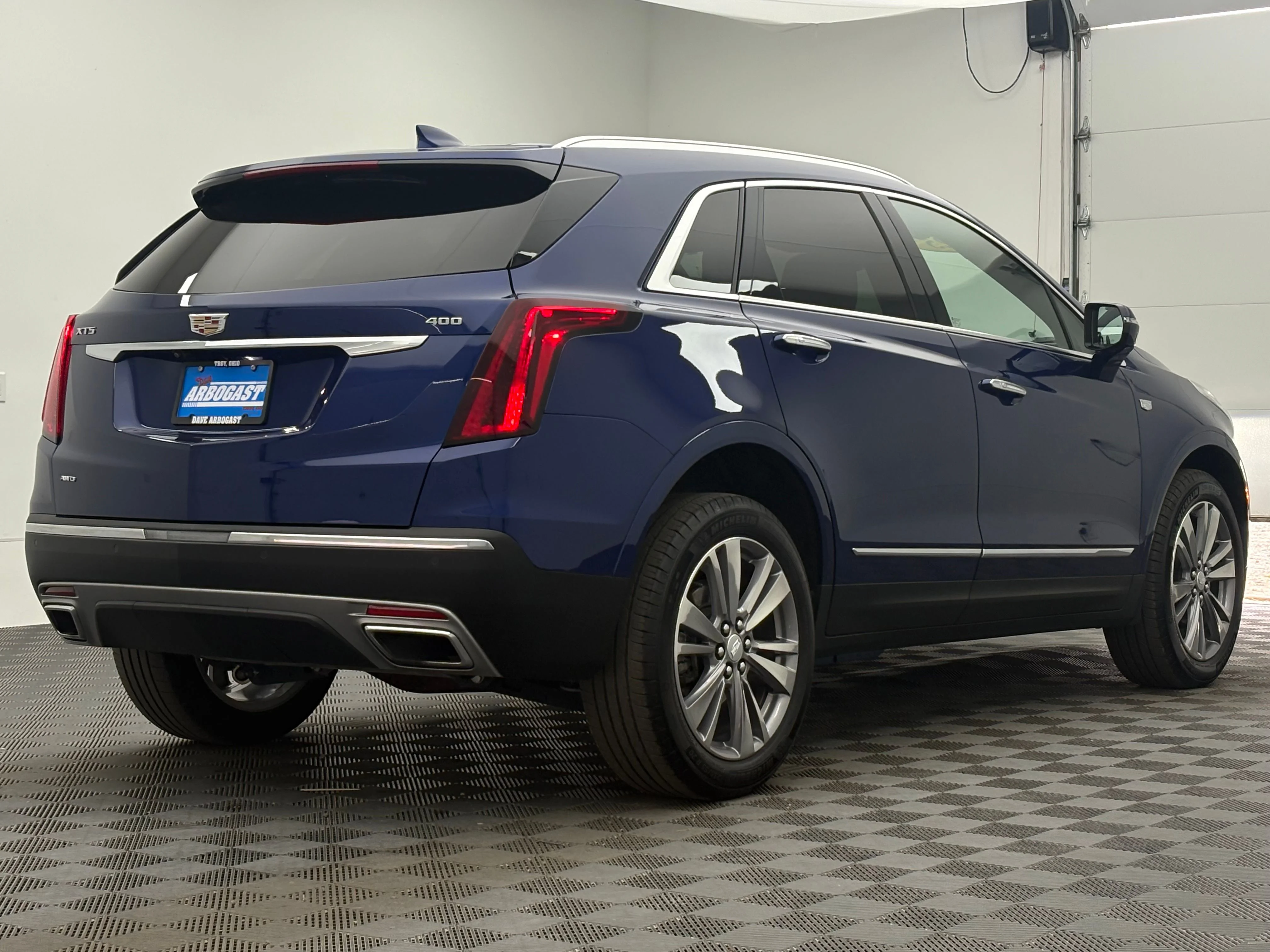 Used 2025 Opulent Blue Metallic Cadillac Premium Luxury image 8