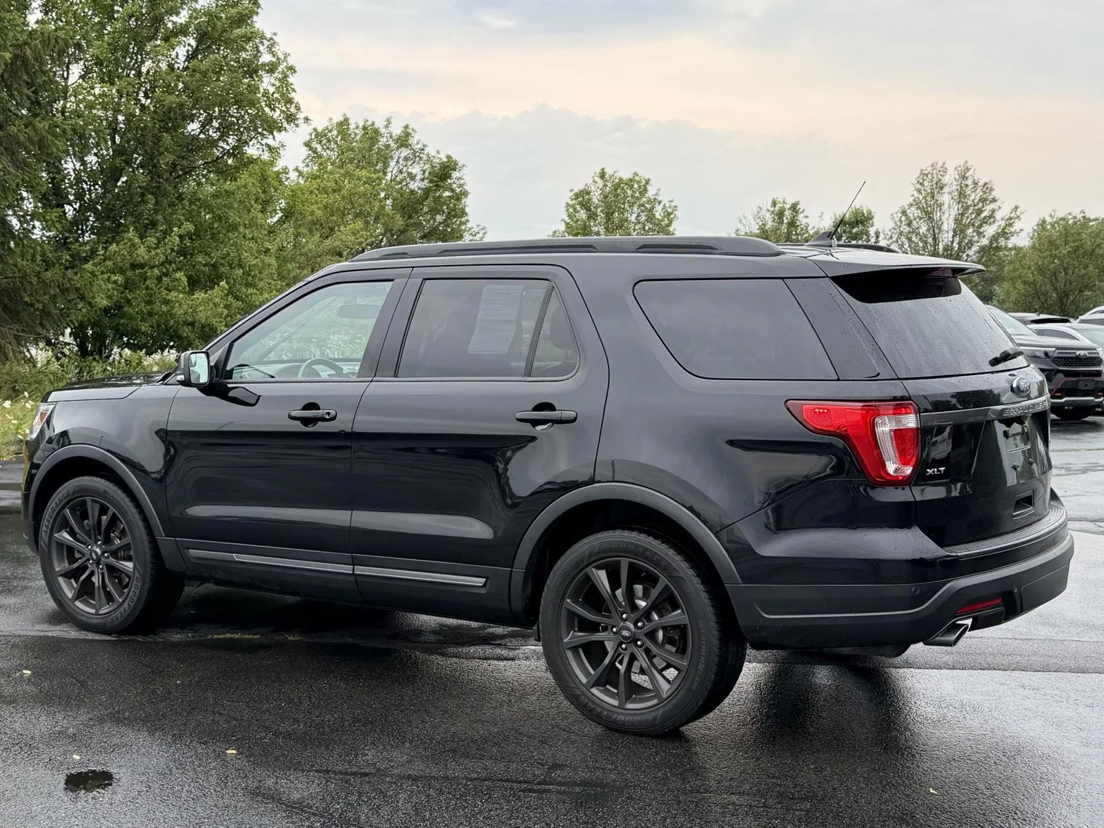 Used 2018 Shadow Black Ford XLT image 6