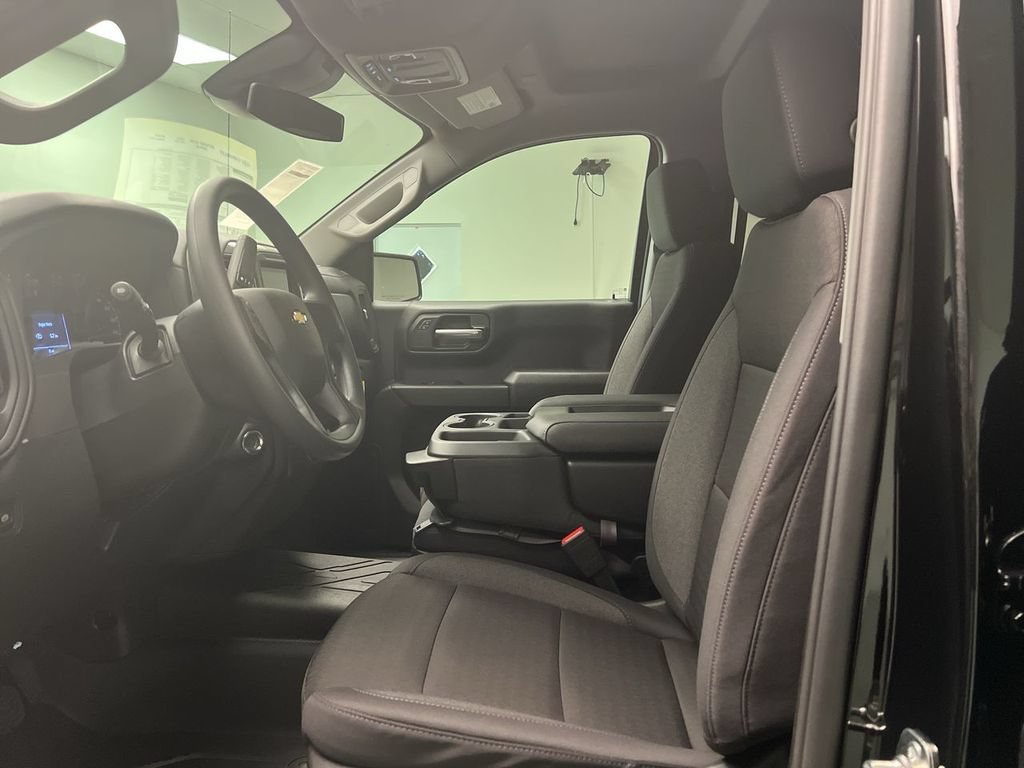 2026 Chevrolet Silverado 1500 Custom - Photo 11