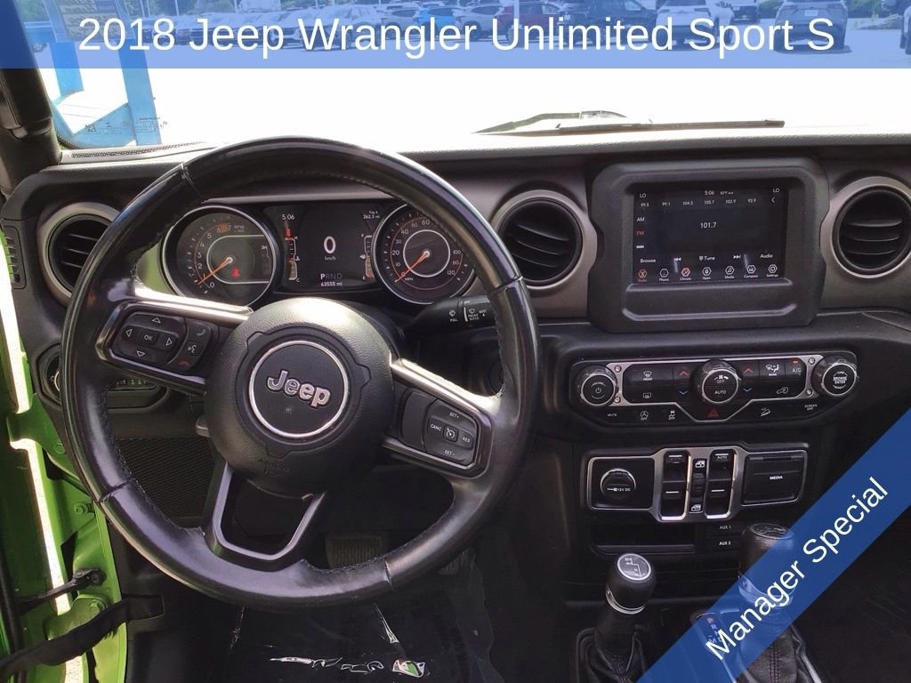 Used 2018 Green Jeep Unlimited Sport S image 3
