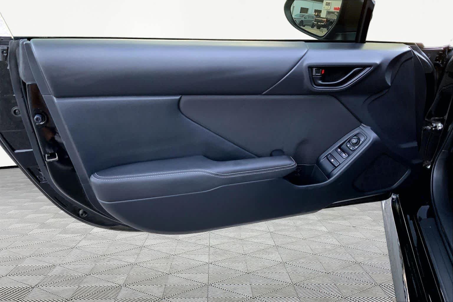 Used 2024 Raven Toyota  image 34