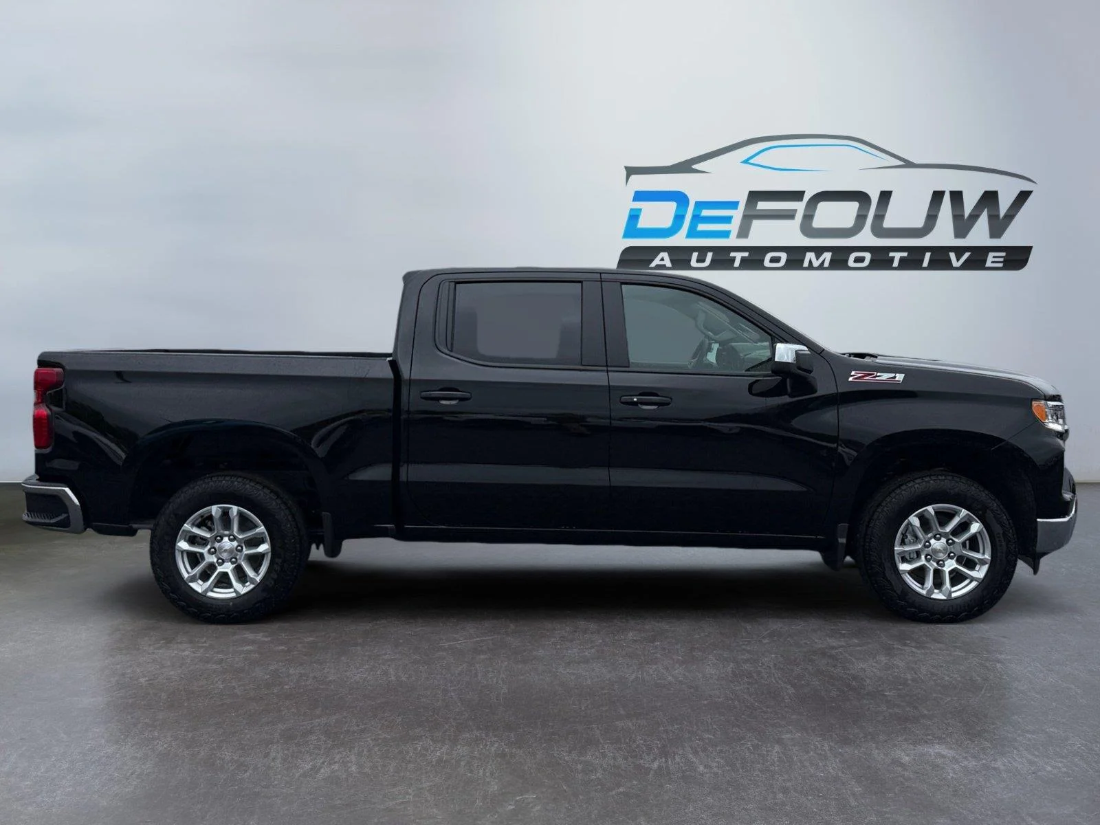 2026 Chevrolet Silverado 1500 LT - Photo 2