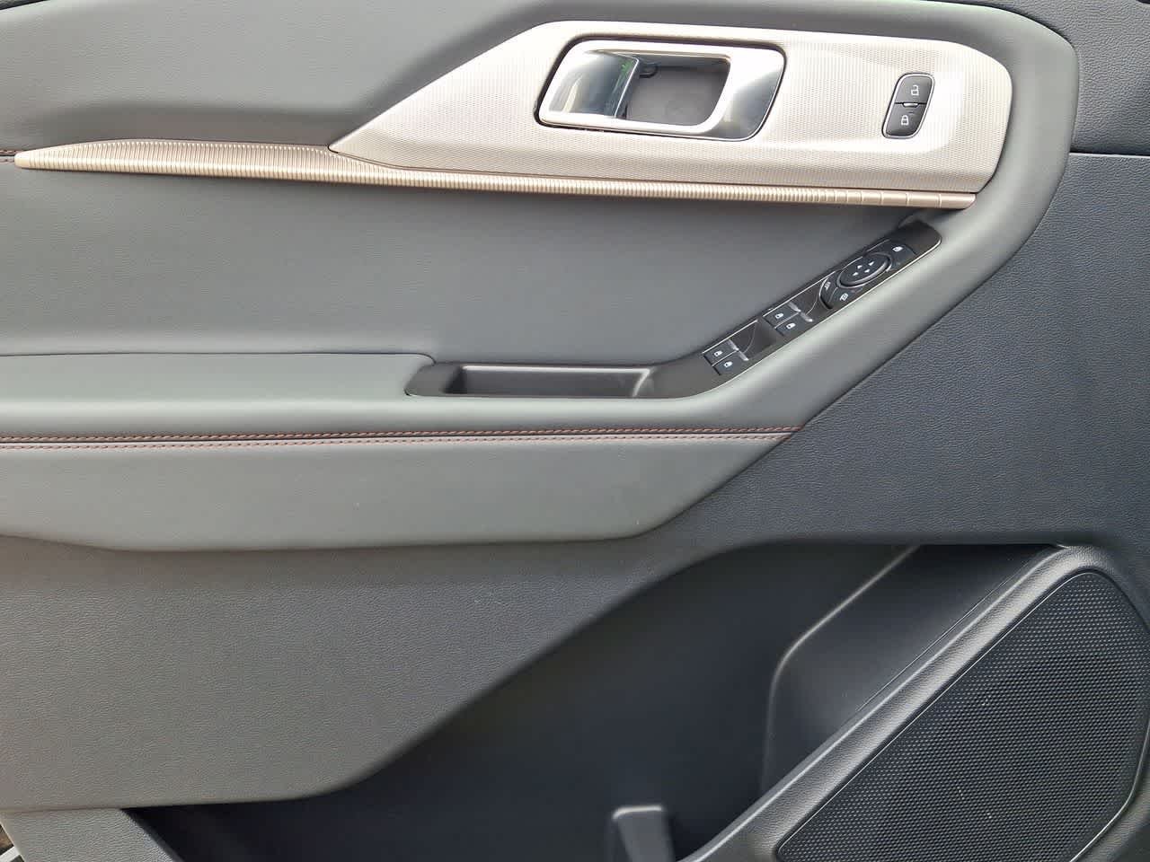 Ford Active de 2025, em Agate Black Metallic, usado – imagem 16