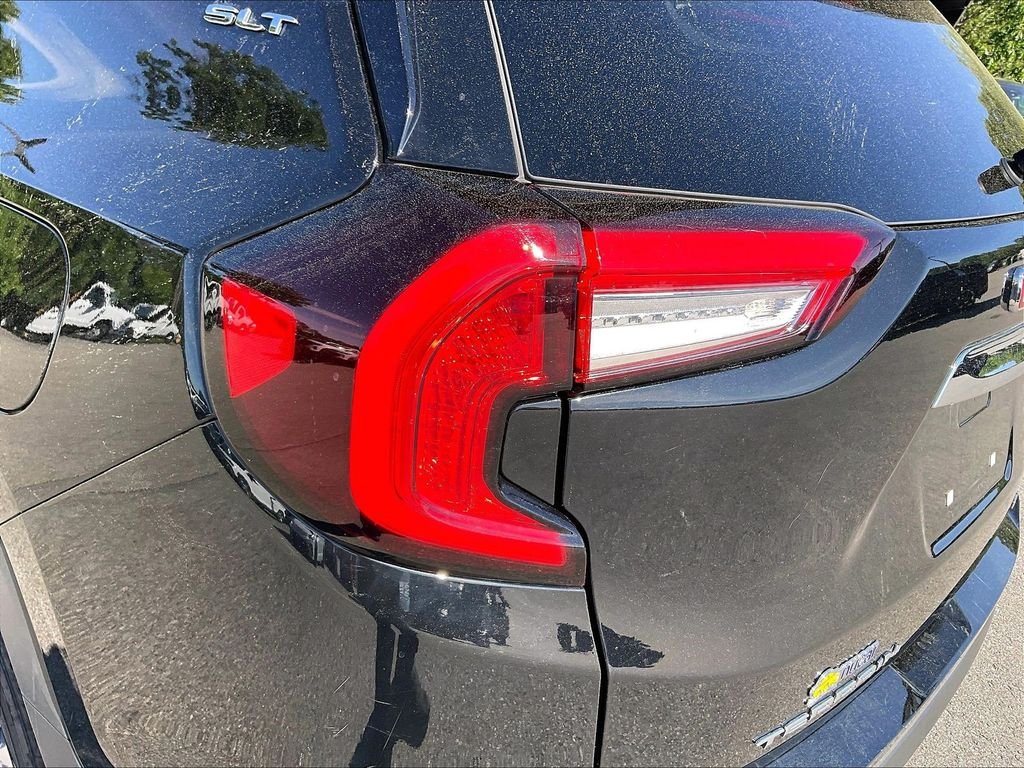 Used 2024 Black GMC SLT image 30