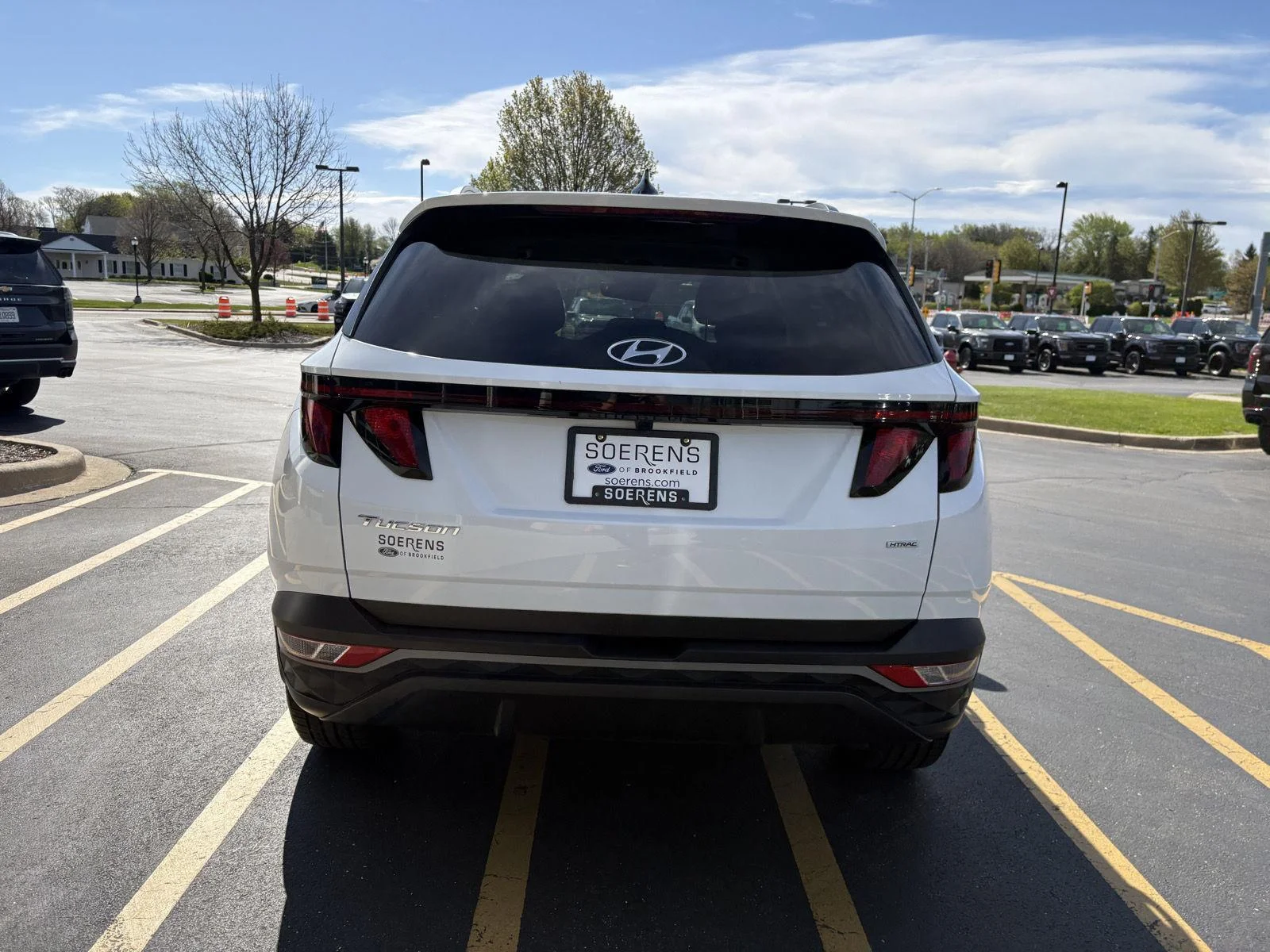 Certified Used 2024 White Pearl Hyundai SEL image 5