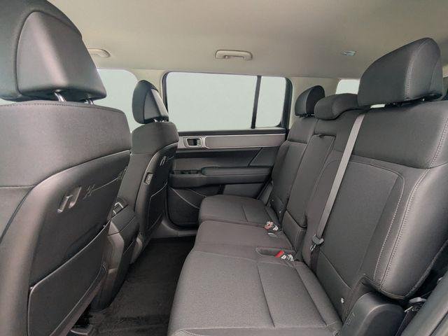 New 2027 Shimmering Silver Hyundai SE FWD image 52