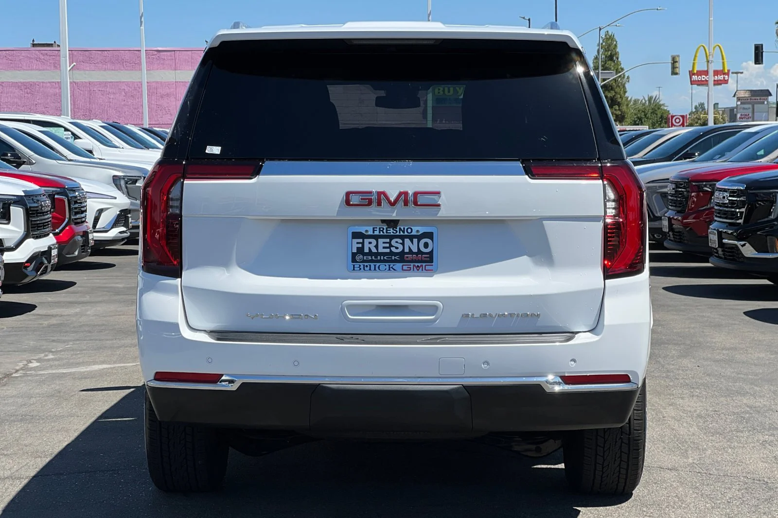 2026 GMC Yukon XL Elevation - Photo 6