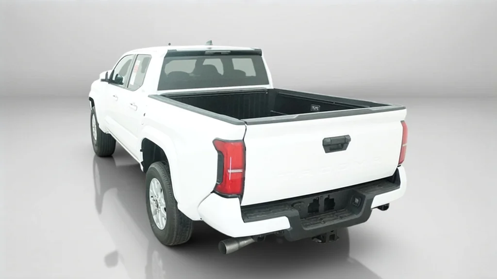 New 2026 Ice Cap Toyota SR5 image 13